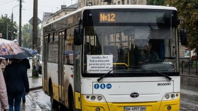 Автобус №12 Хмельницький: розклад руху від початкової до кінцевої зупинки
