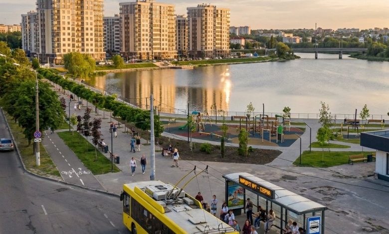 Мікрорайон Озерна у Хмельницькому: інфраструктура, транспортне сполучення та плюси життя